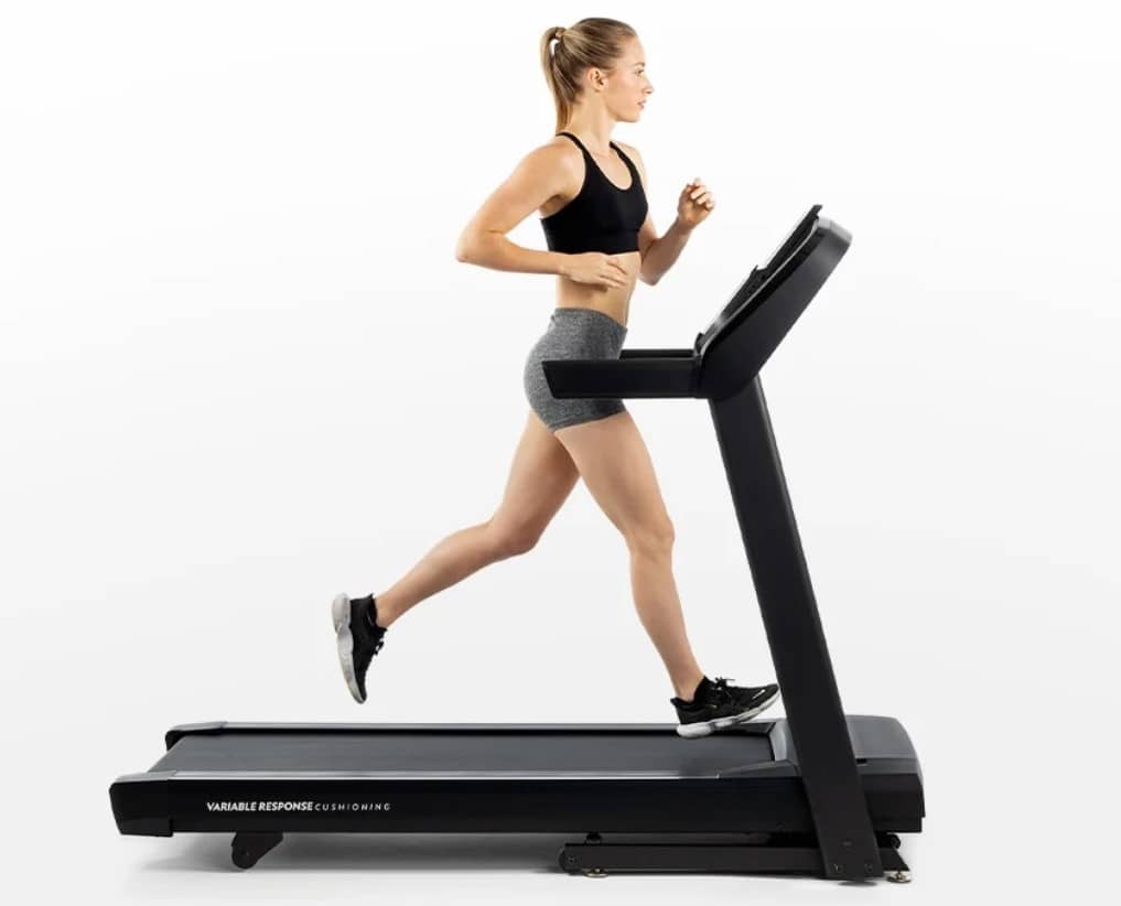 Horizon Fitness T101 Woman Running Compressed