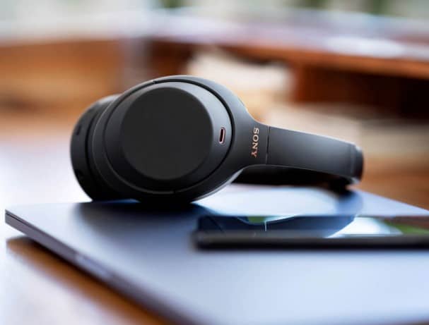 Sony Noise cancelling Headphones